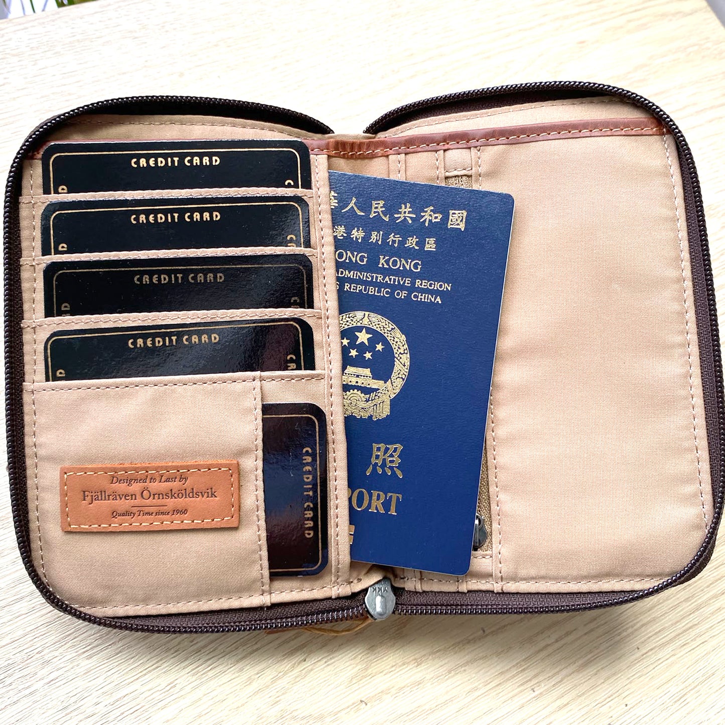 FJÄLLRÄVEN北極狐【狐狸袋】PASSPORT WALLET 護照錢包 24220