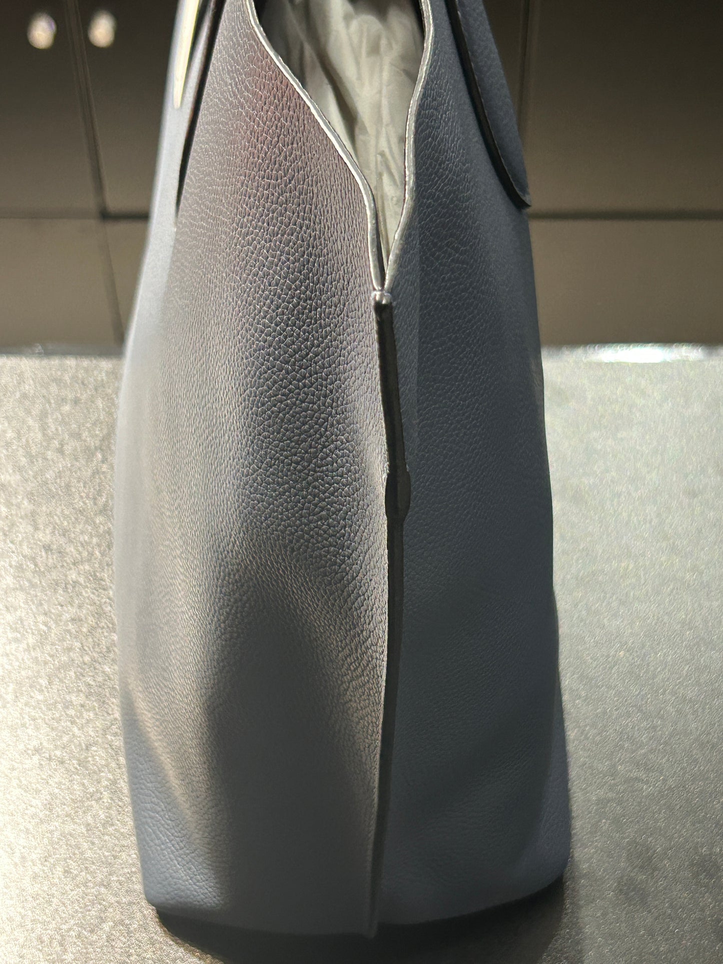 [香港品牌 EBELT] 頭層牛皮 女裝Tote 袋- MSN-LB-01
