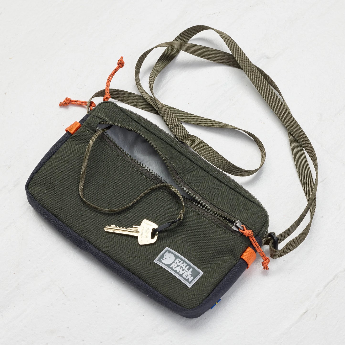 FJÄLLRÄVEN 北極狐【狐狸袋】VARDAG POCKET LARGE 斜背包  #23200339