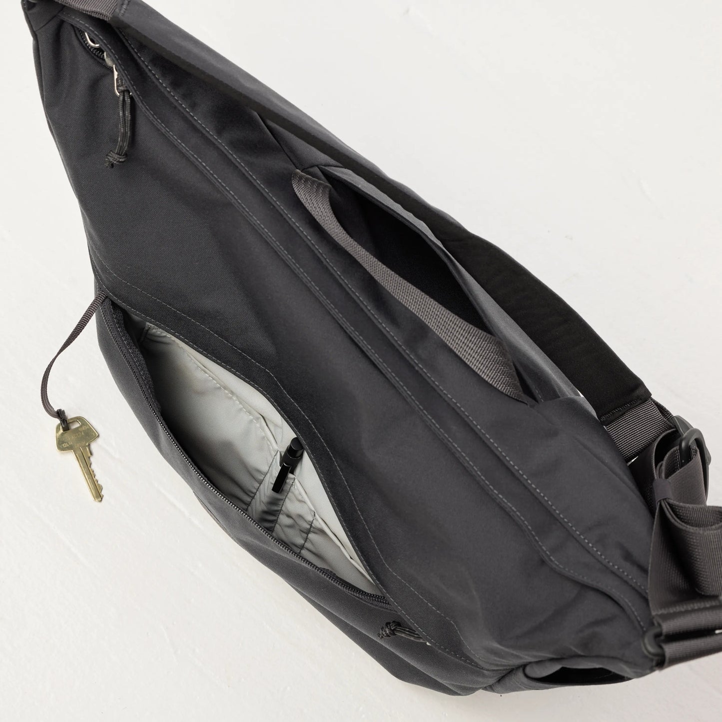 FJÄLLRÄVEN 北極狐【狐狸袋】FÄRDEN CROSSBODY 斜背包  #23200340