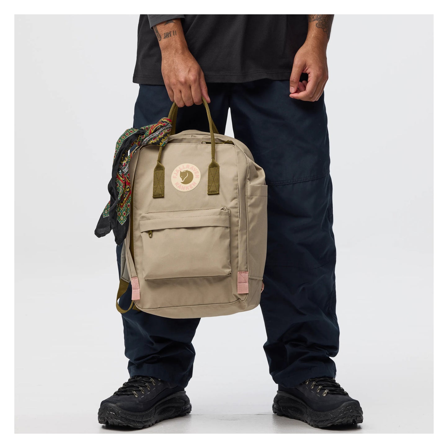 FJÄLLRÄVEN 北極狐【狐狸袋】KÅNKEN KONCEPT LAPTOP 15 #23200411