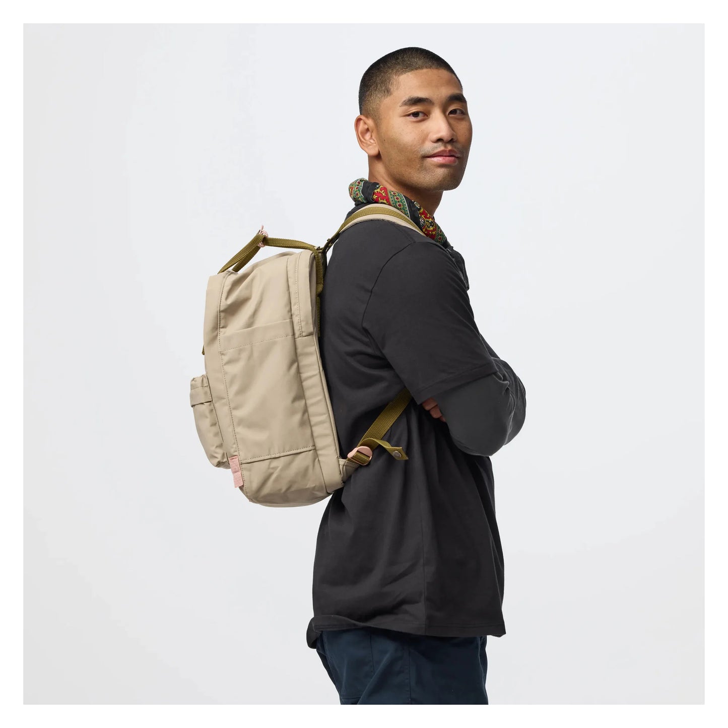 FJÄLLRÄVEN 北極狐【狐狸袋】KÅNKEN KONCEPT LAPTOP 15 #23200411