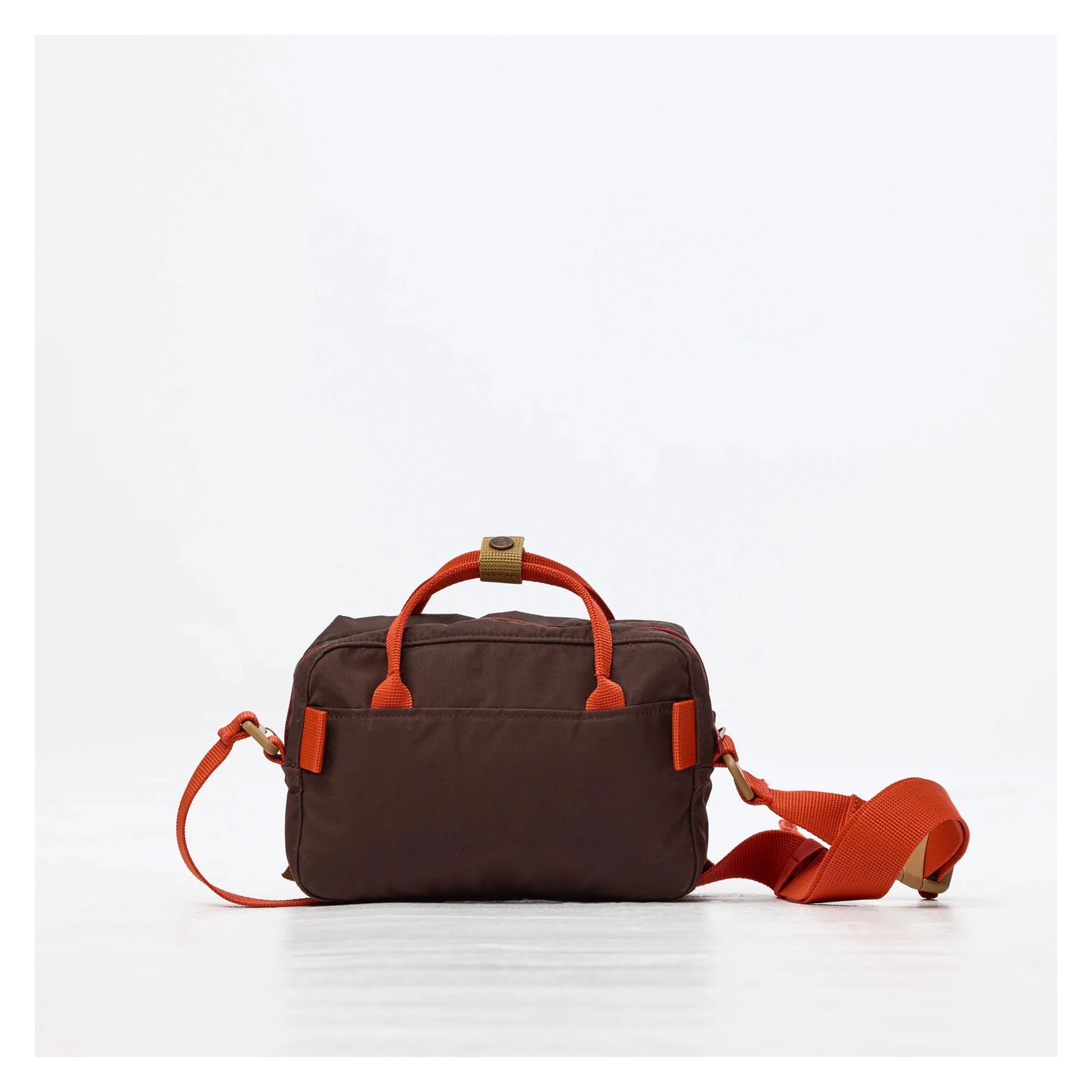 FJÄLLRÄVEN 北極狐【狐狸袋】KÅNKEN KONCEPT CROSSBODY 斜背包  # 23200434