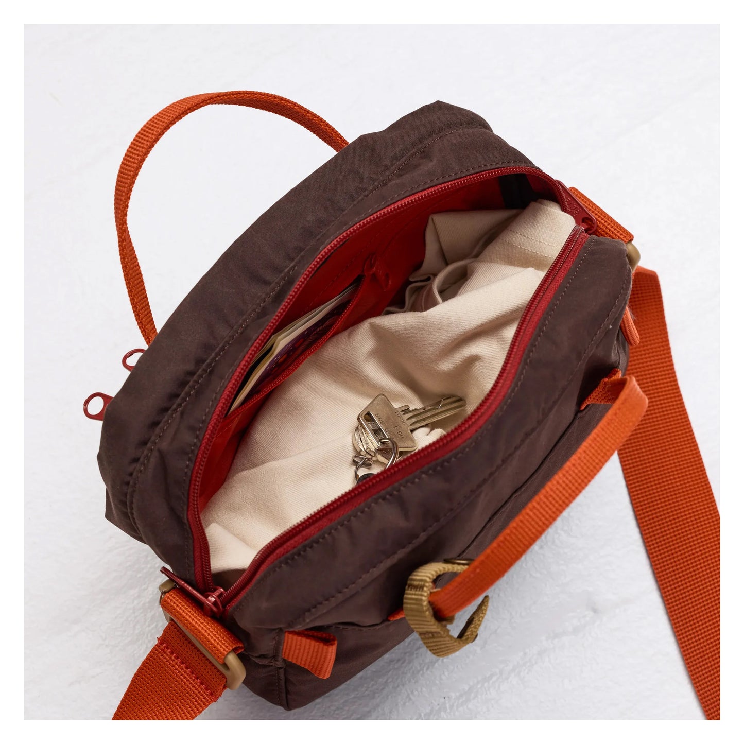 FJÄLLRÄVEN 北極狐【狐狸袋】KÅNKEN KONCEPT CROSSBODY 斜背包  # 23200434