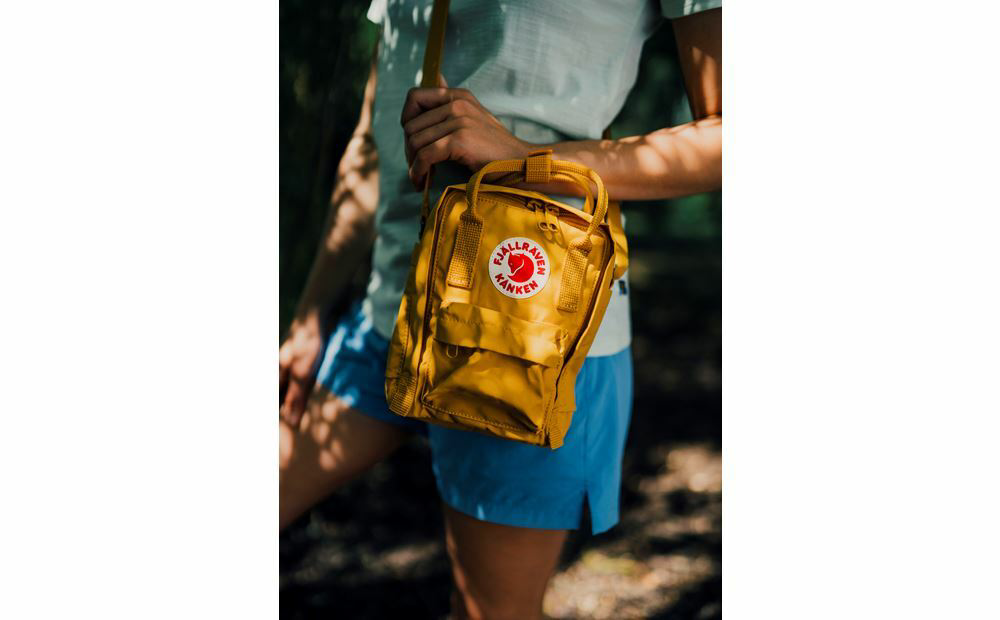 FJÄLLRÄVEN KÅNKEN [狐狸袋] 斜孭袋Sling Cross Shoulder Bag - Peach Sand 23797-241