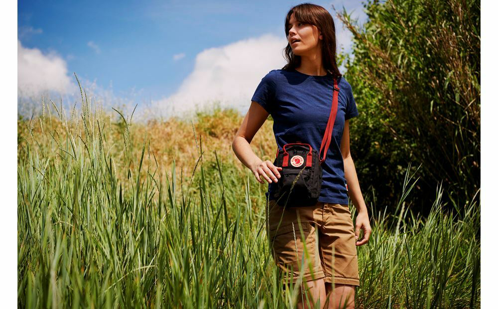 FJÄLLRÄVEN KÅNKEN [狐狸袋] 斜孭袋Sling Cross Shoulder Bag - Peach Sand 23797-241