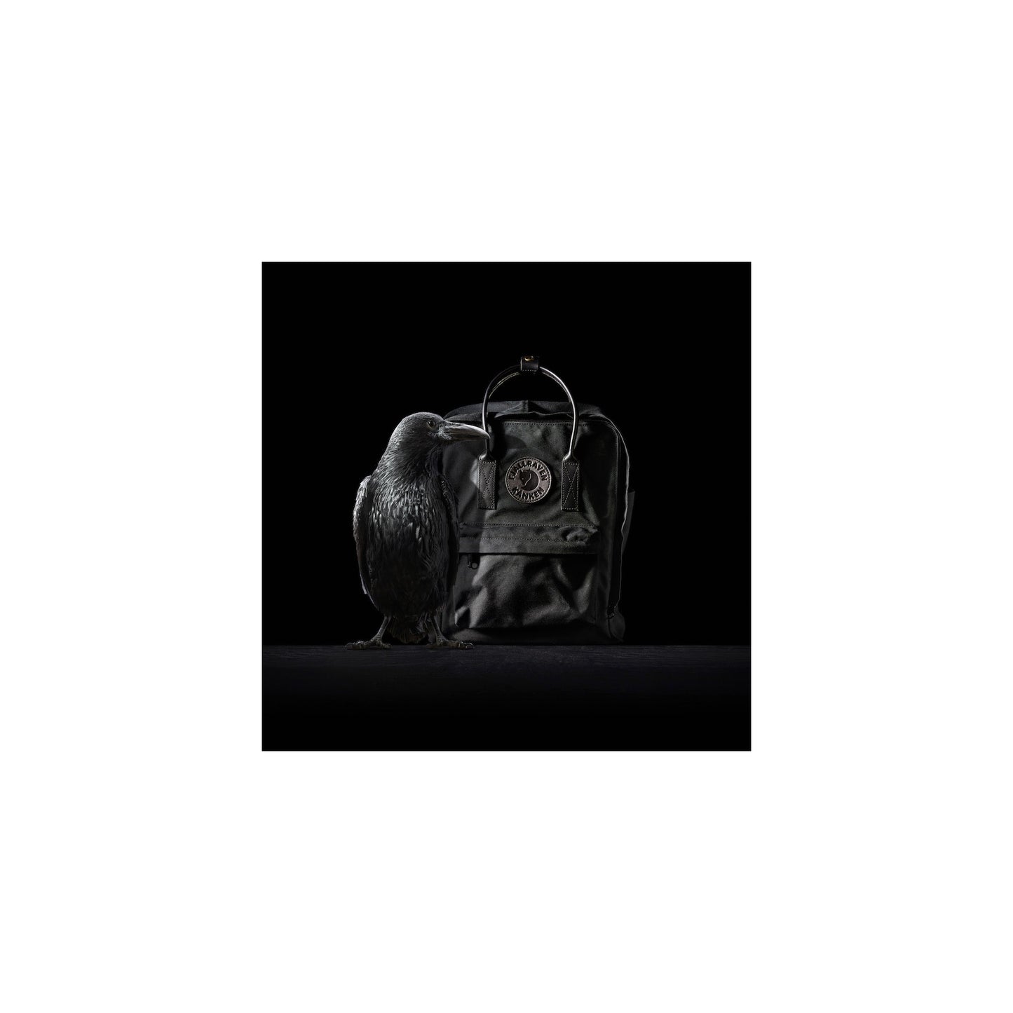 FJÄLLRÄVEN北極狐【狐狸袋】KÅNKEN NO. 2 BLACK 皮手挽背囊23567-550 BLACK –