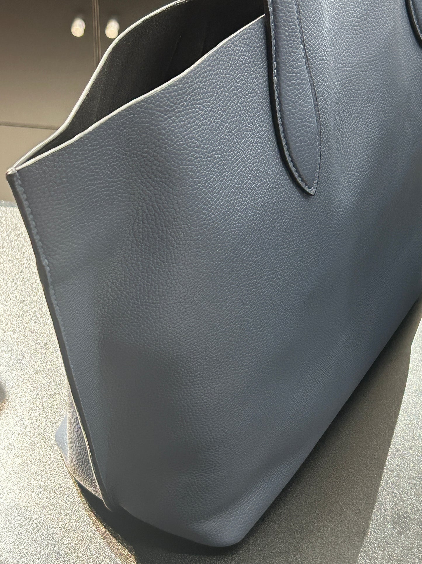 [香港品牌 EBELT] 頭層牛皮 女裝Tote 袋- MSN-LB-01