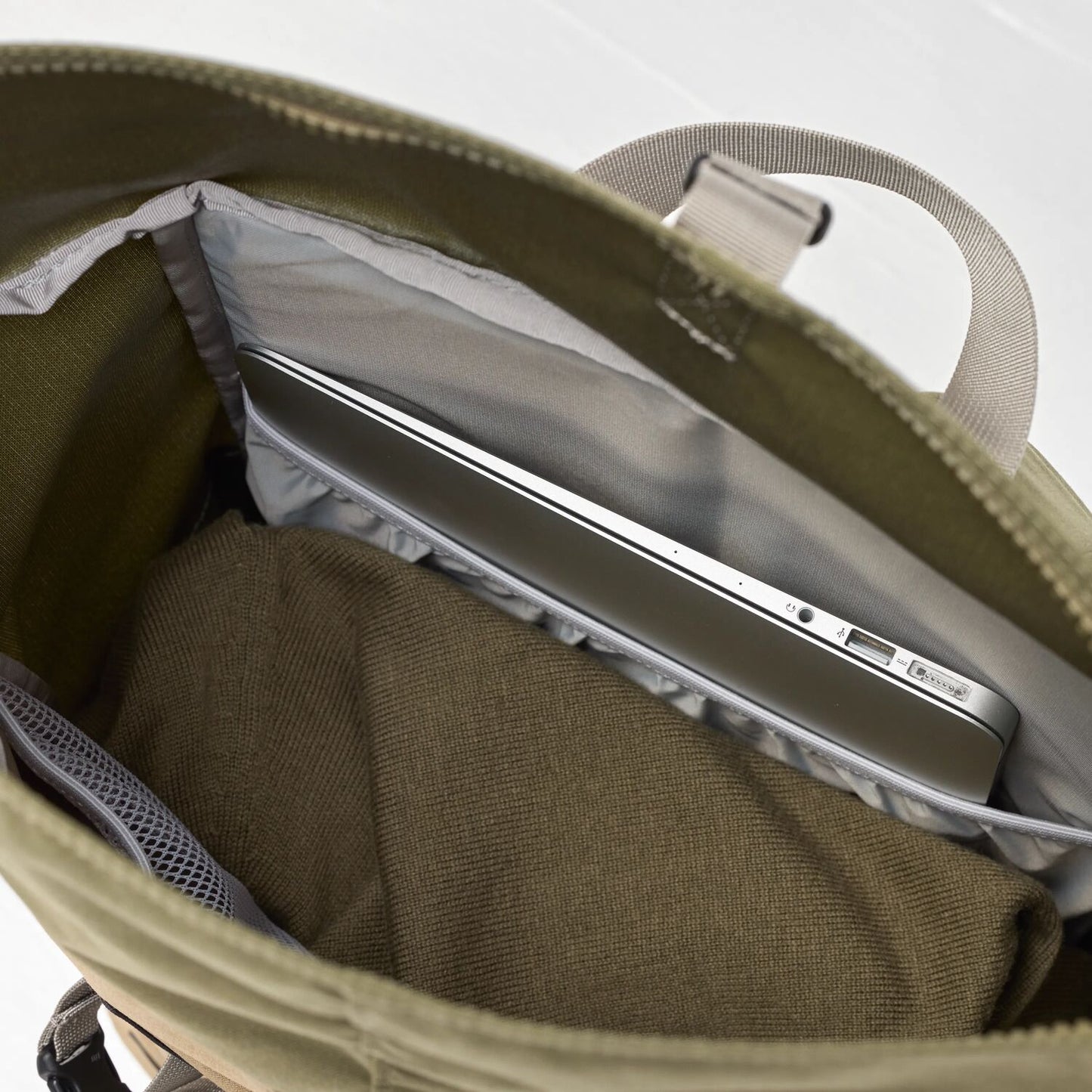 FJÄLLRÄVEN - 瑞典北極狐【狐狸袋】2025 新款  FOLDSACK 25  輕身背包  #23200332