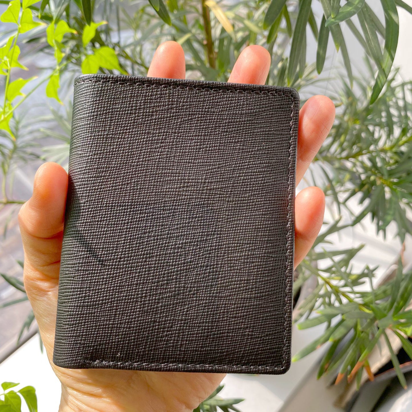 [香港品牌 EBELT] WM 141 RFID  十字壓紋 牛皮  纖巧銀包  SOFFIANO COW LEATHER Mini Wallet