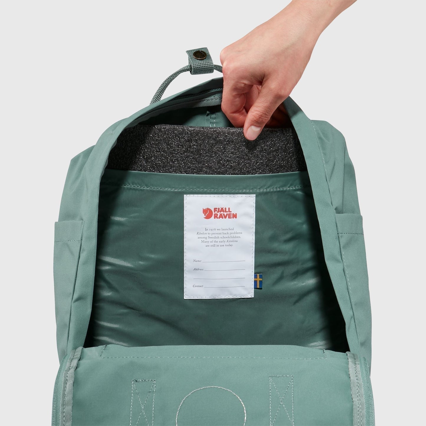 FJÄLLRÄVEN - 瑞典北極狐【狐狸袋】KÅNKEN 16L 背囊 書包 School bag outdoor backpack 23510-667-206 Arctic Green / Spicy Orange