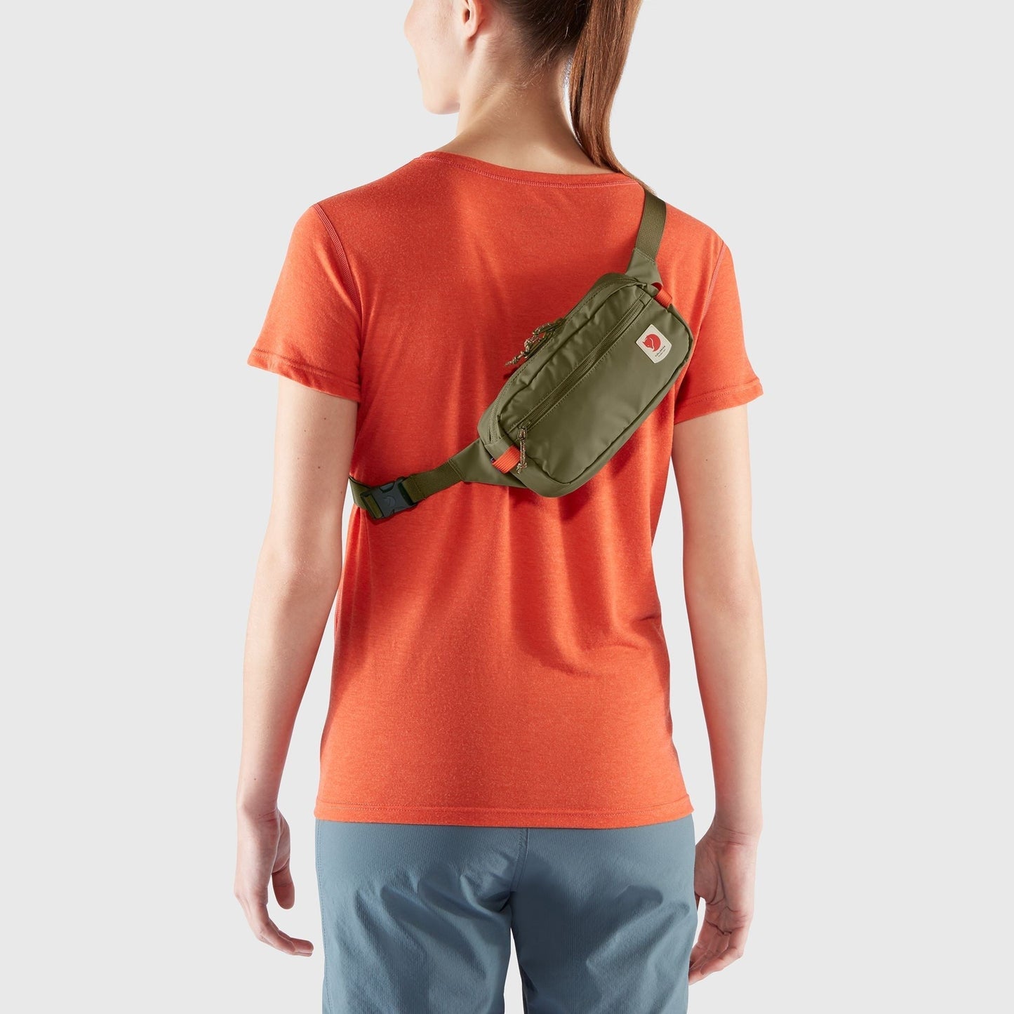 FJÄLLRÄVEN【狐狸袋】HIGH COAST HIP PACK 斜揹袋腰包 23223-221 CLAY