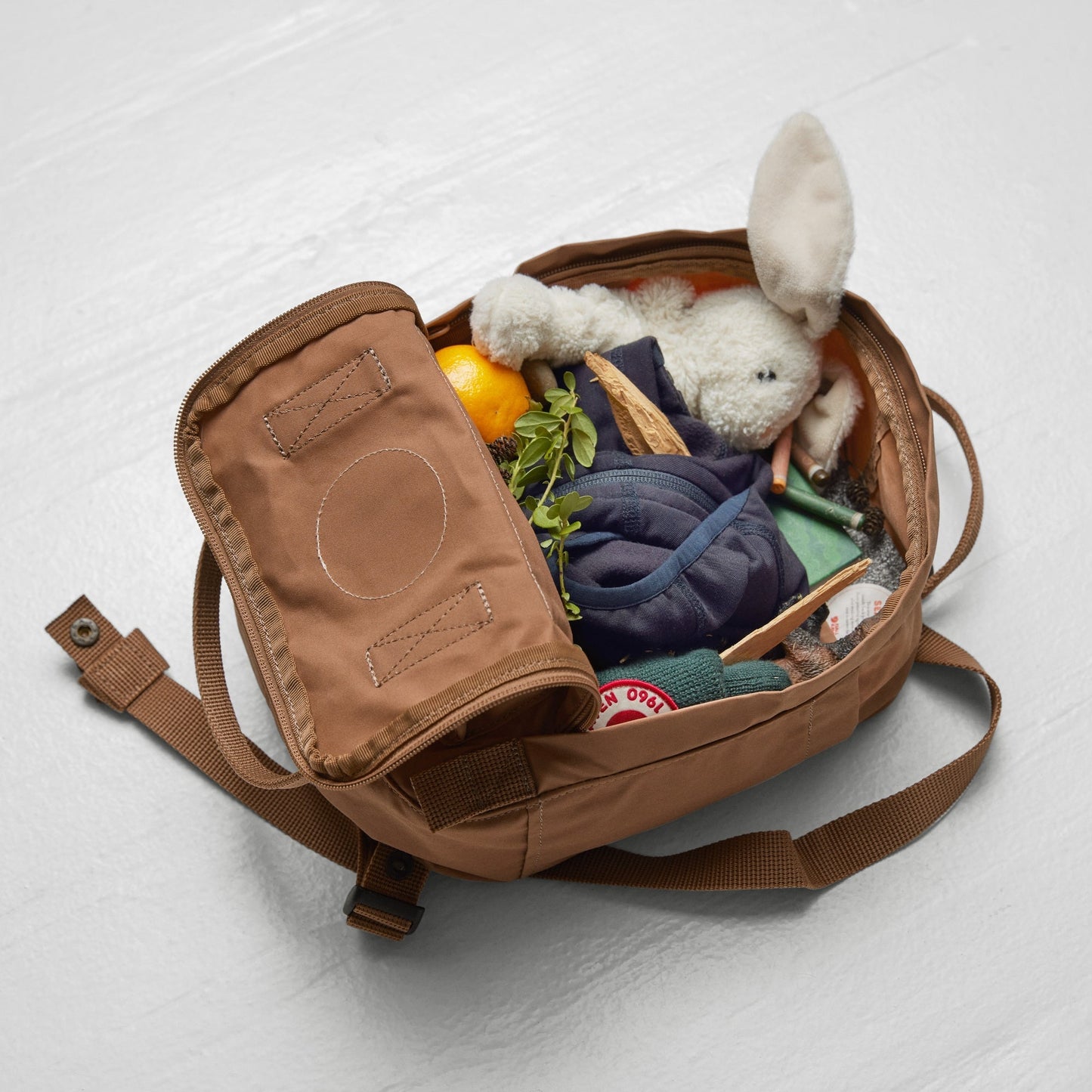 FJÄLLRÄVEN - 瑞典北極狐【狐狸袋】RE-KÅNKEN Mini 7L 迷你背囊 School bag outdoor backpack 23549-550 BLACK