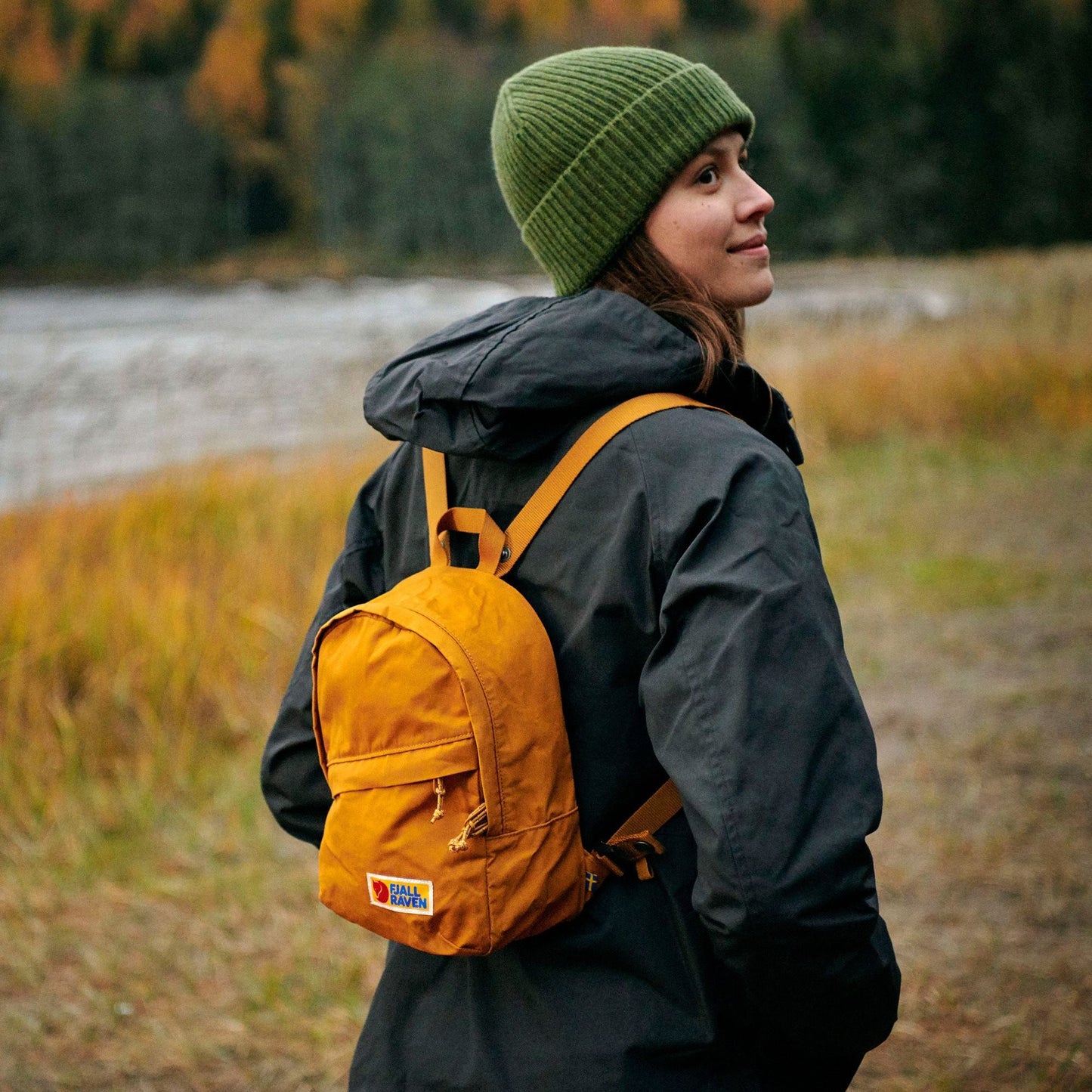 Fjallraven [狐狸袋] Vardag Mini 迷你背包 - Deep Forest 27245-662